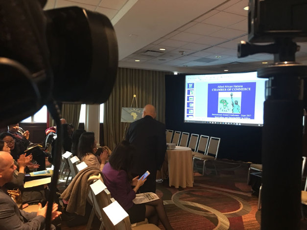 chamber_web_18011036.jpg