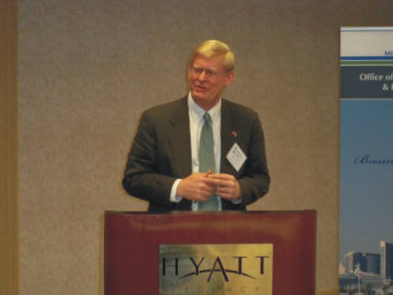 chamber_web_18015010.jpg
